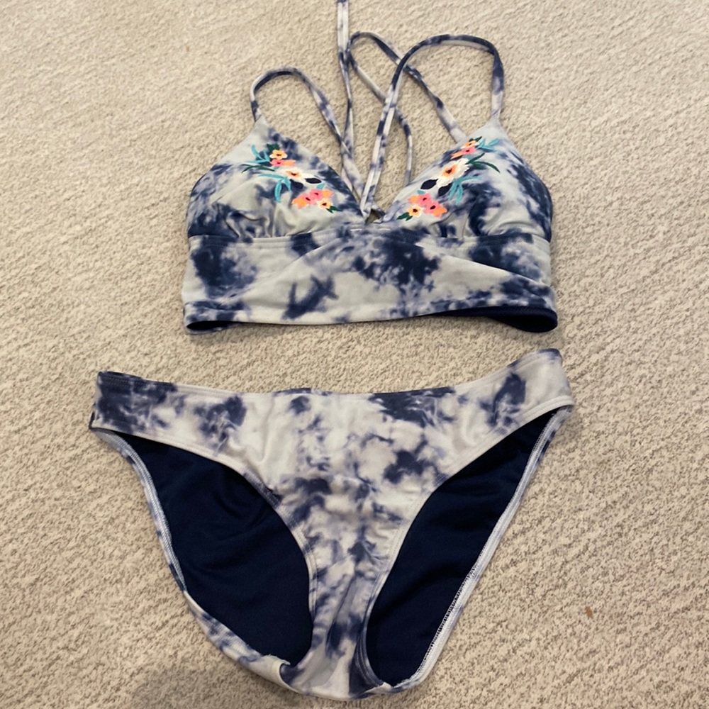 Bathing suit